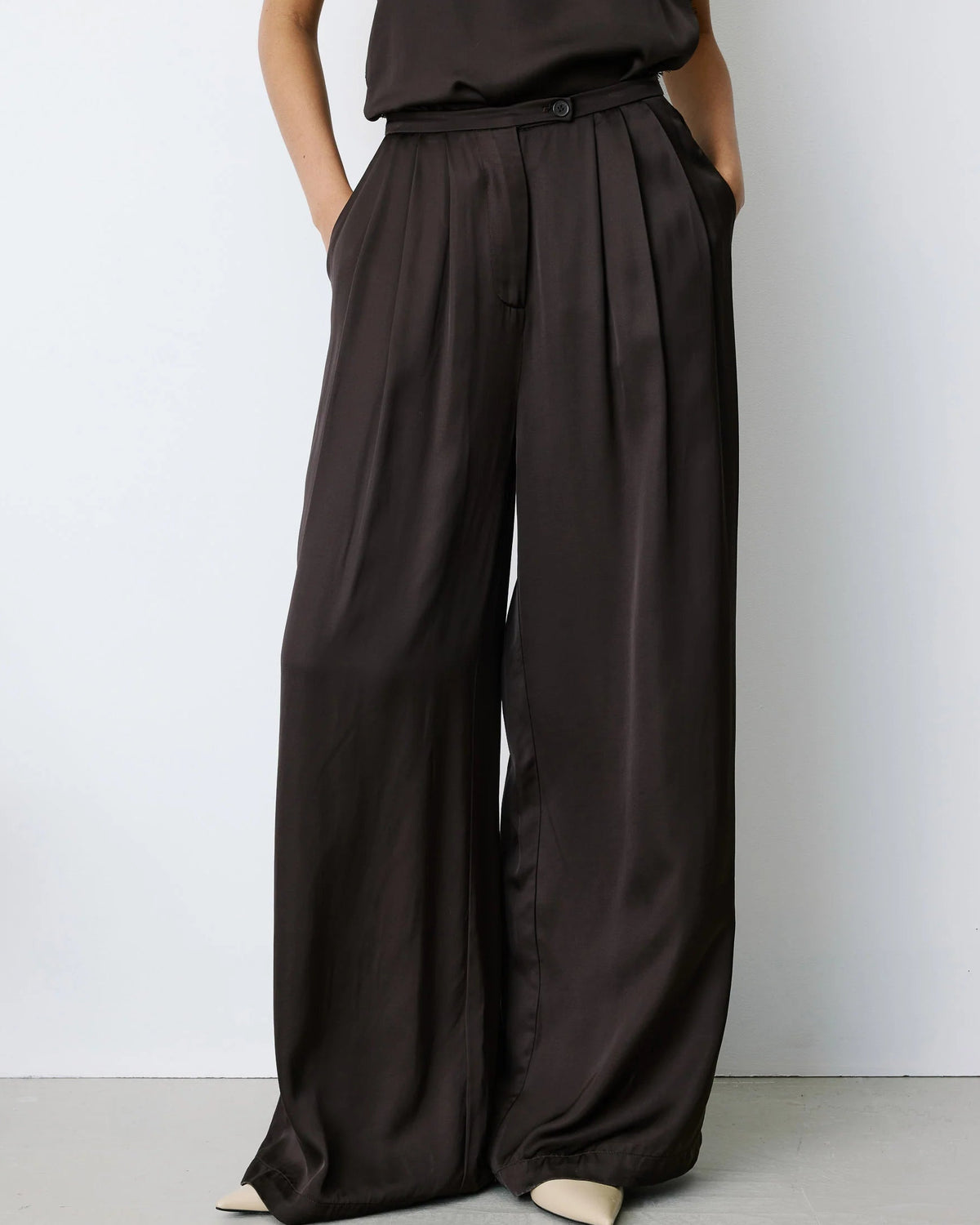 Barnaby Brown Viscose Wide Pant