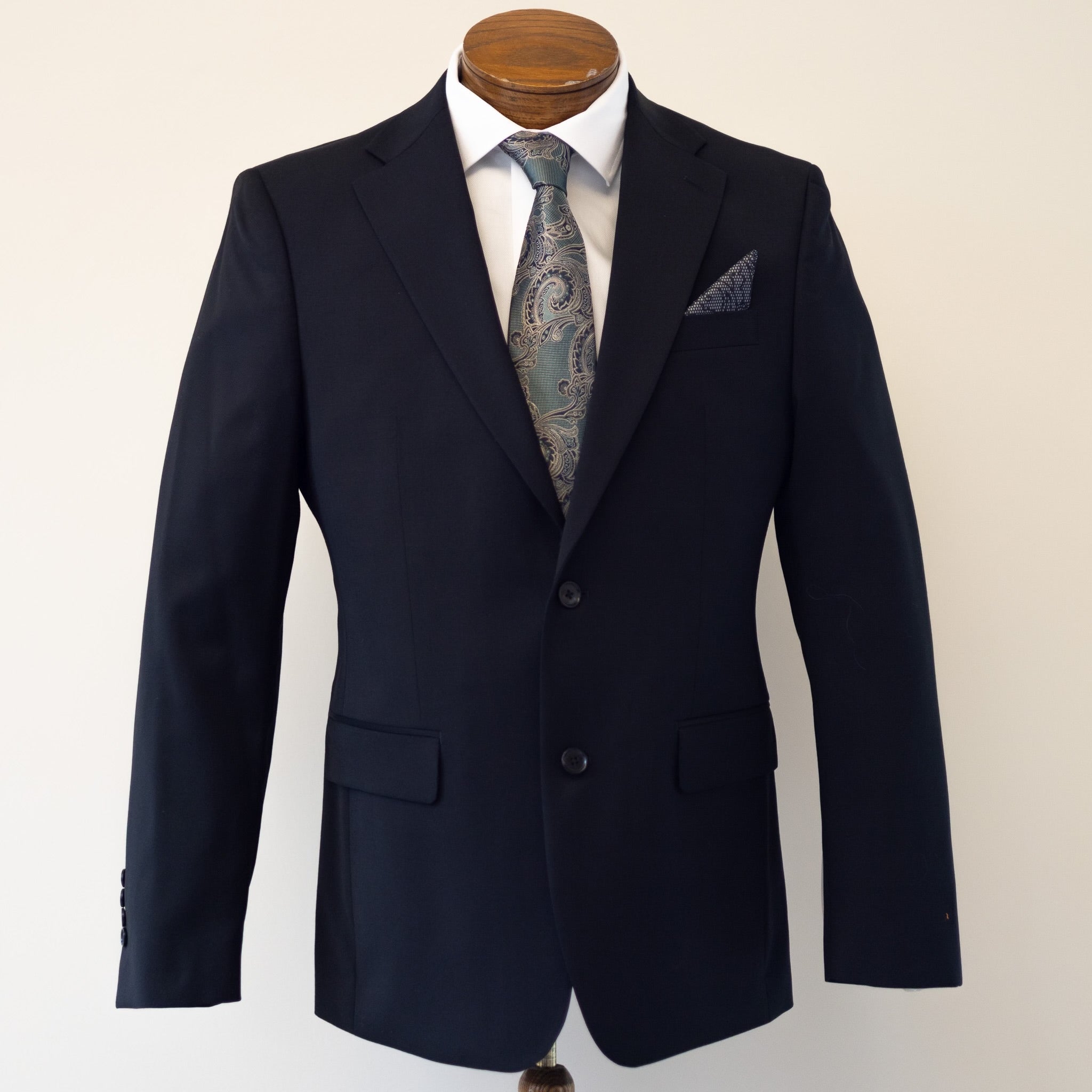 Men's Black Solid Suit TA