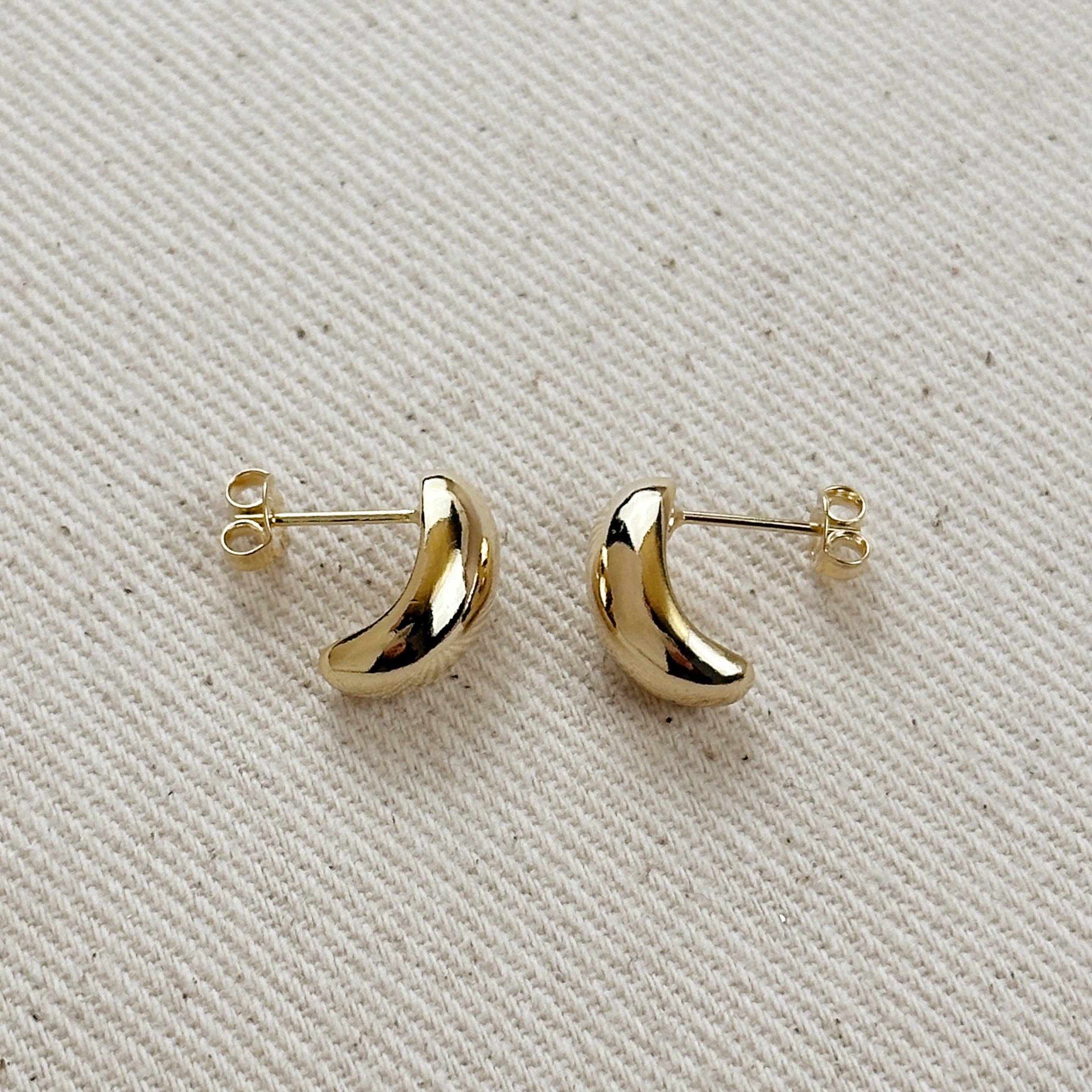 Earring 18k GF Curved Small Stud