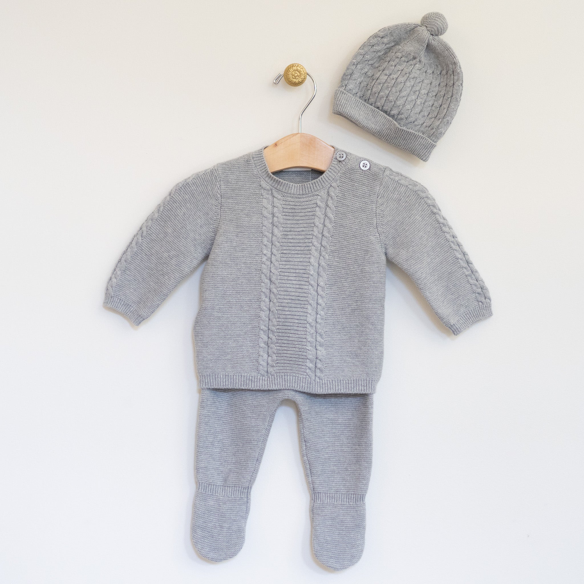 Grey Knitted Cable 3pc Set