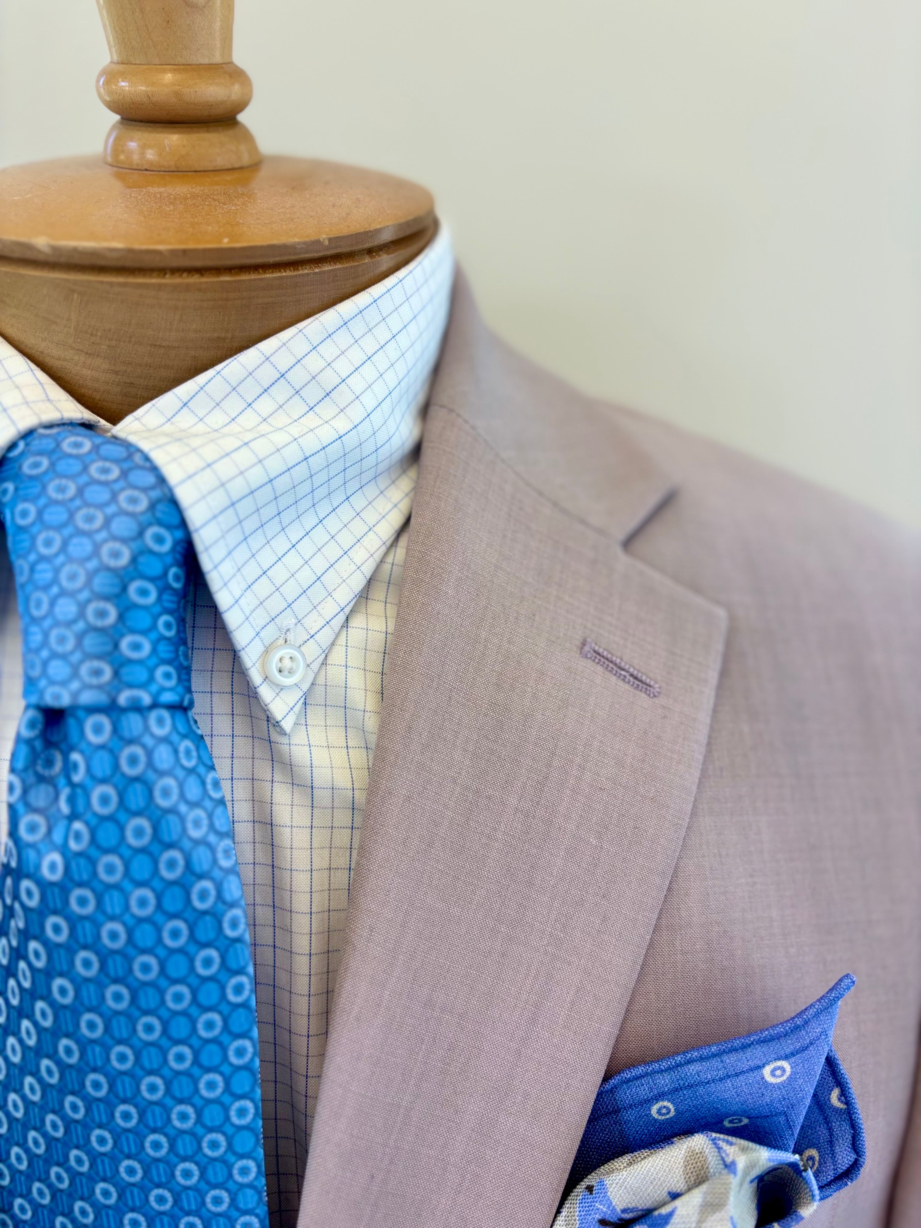 Men's Mauve Solid Suit CK