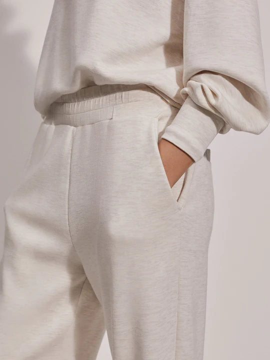 Relaxed Ivory Sweat Pant